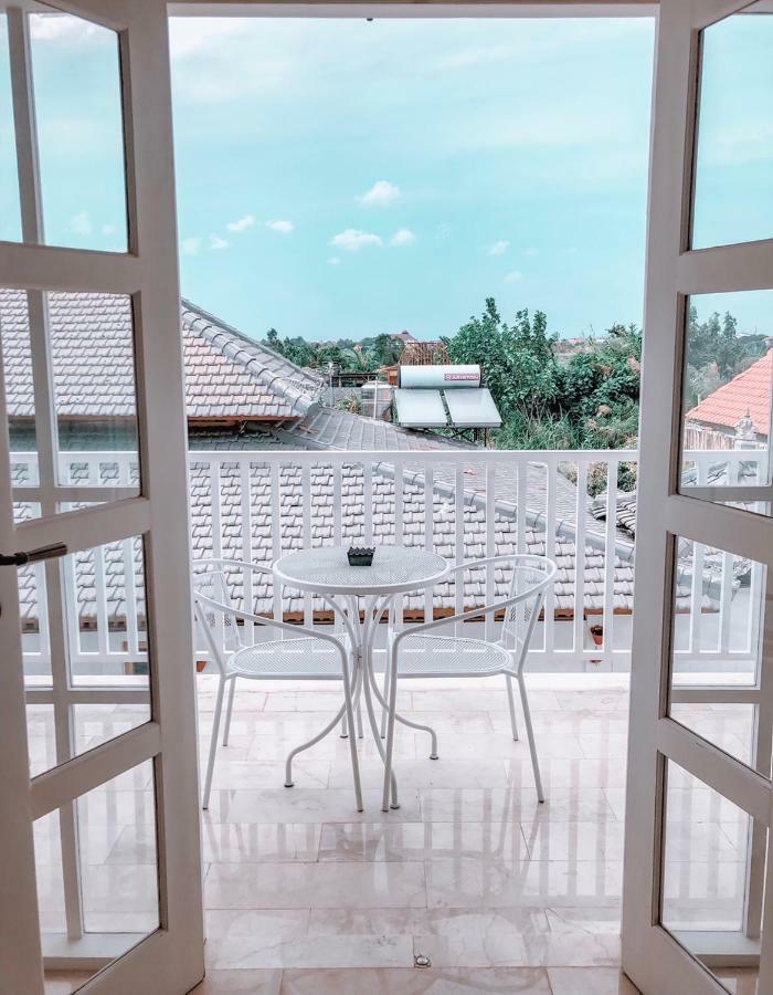 Hikari Guesthouse Seminyak  Luaran gambar